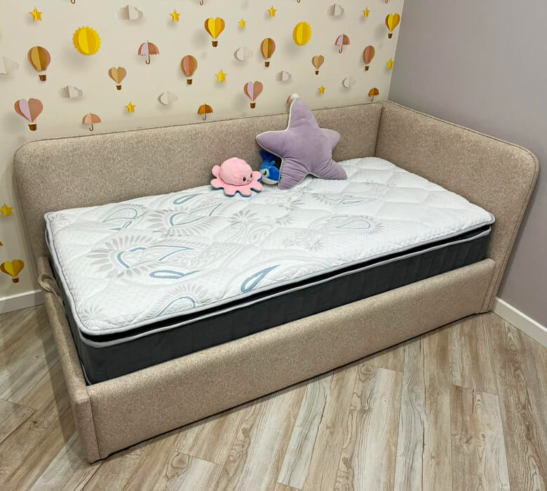 Кровать Ashley 1112
